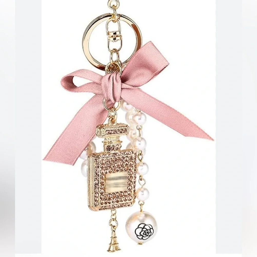 NWT Elegant Pink and Gold Keychain with Pearl Accents